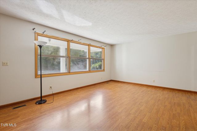 537 Gravely Road, Kingsport, TN 37660