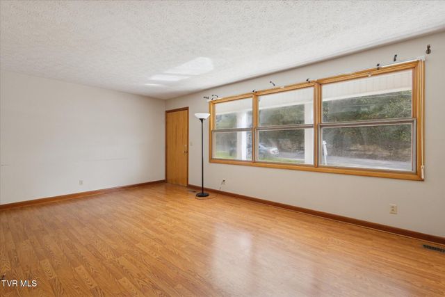 537 Gravely Road, Kingsport, TN 37660