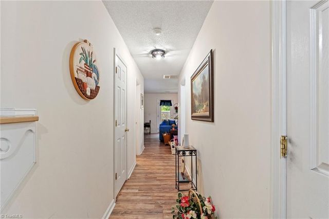2037 Waterstone Lane, High Point, NC 27265