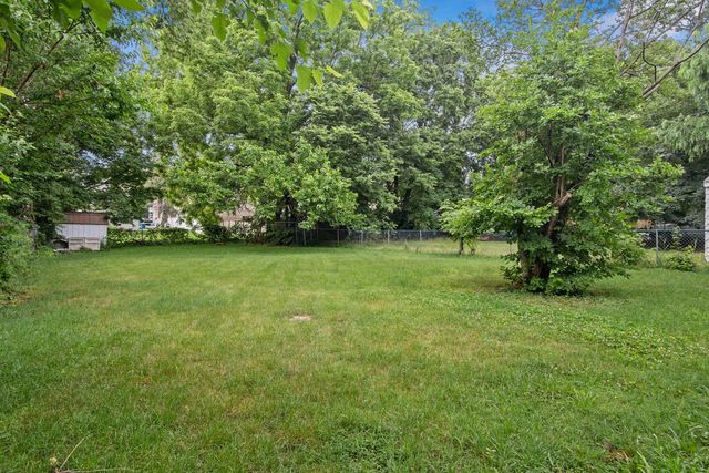 605 Iowa Avenue, Aurora, IL 60506