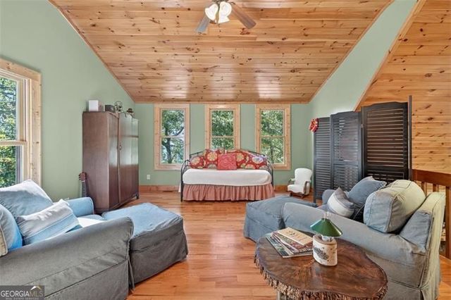 727 Bonanza Lane, Tiger, GA 30576