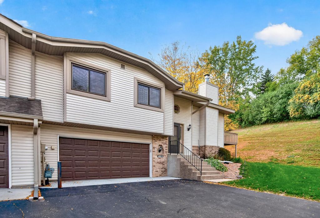 4303 Clemson Circle B, Eagan, MN 55122 — exterior