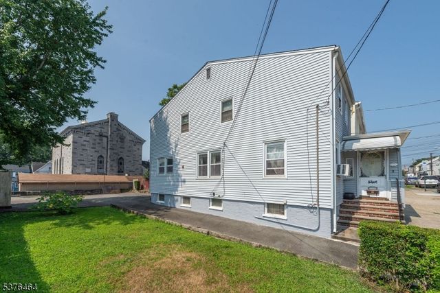 126 Dixon Ave, Paterson City, NJ 07501