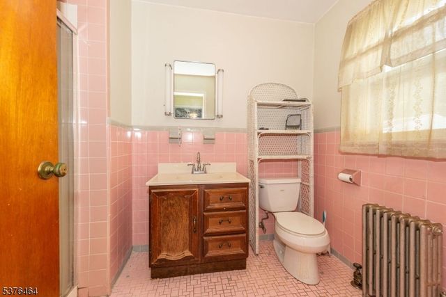 126 Dixon Ave, Paterson City, NJ 07501