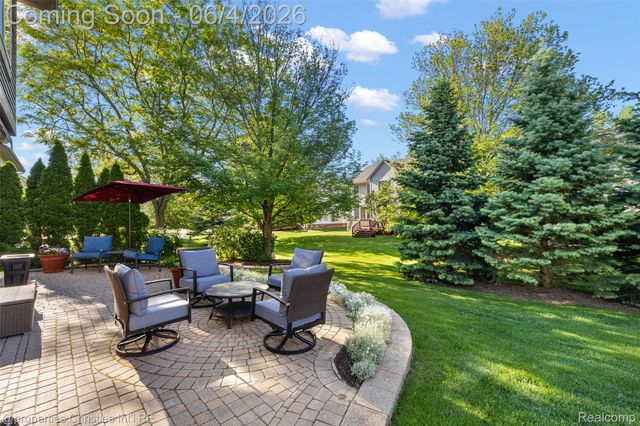 42967 Brookstone Drive, Novi, MI 48377