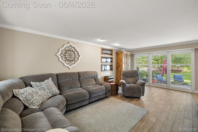 42967 Brookstone Drive, Novi, MI 48377