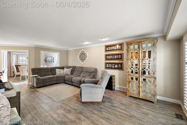 42967 Brookstone Drive, Novi, MI 48377