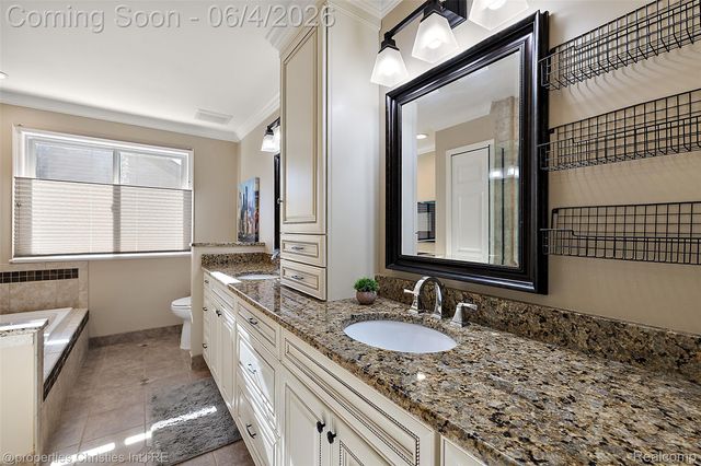 42967 Brookstone Drive, Novi, MI 48377