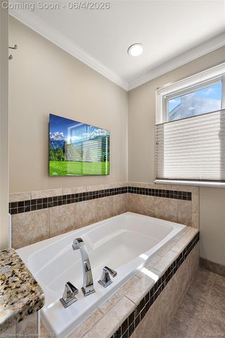 42967 Brookstone Drive, Novi, MI 48377