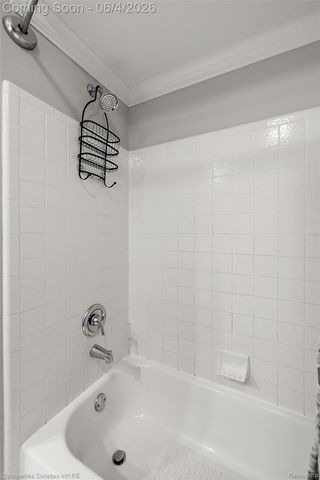 42967 Brookstone Drive, Novi, MI 48377