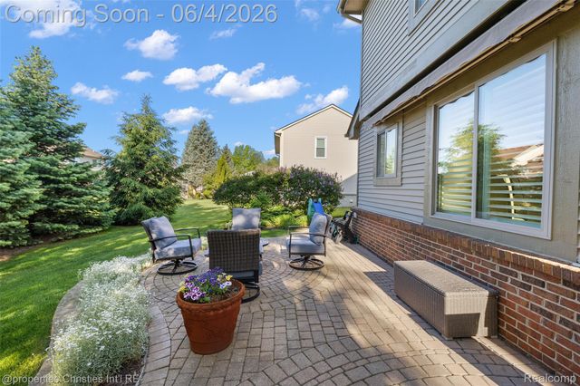 42967 Brookstone Drive, Novi, MI 48377