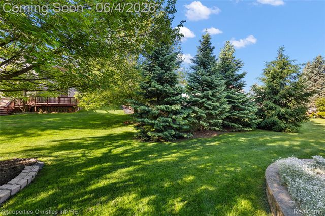 42967 Brookstone Drive, Novi, MI 48377