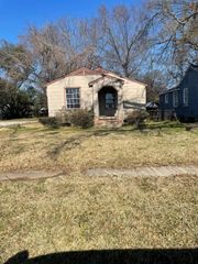 2718 Dupont Street, Shreveport, LA 71109