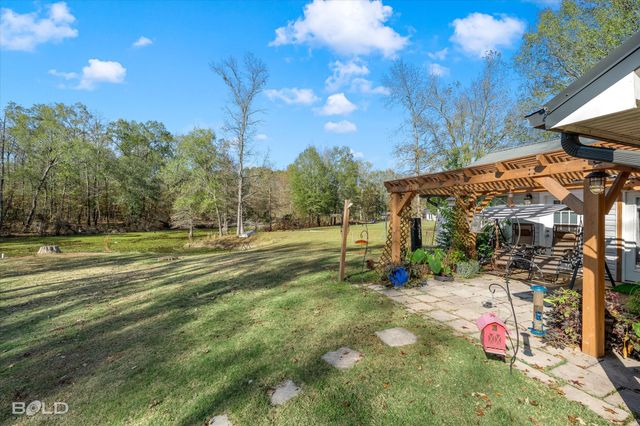 7568 W Lakeshore Drive, Shreveport, LA 71107