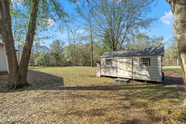 7568 W Lakeshore Drive, Shreveport, LA 71107