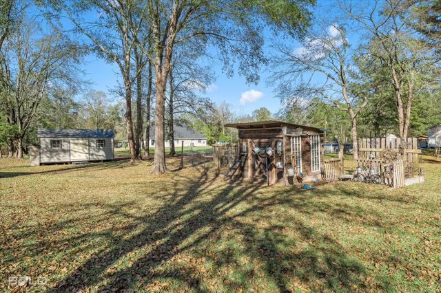 7568 W Lakeshore Drive, Shreveport, LA 71107