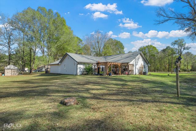7568 W Lakeshore Drive, Shreveport, LA 71107