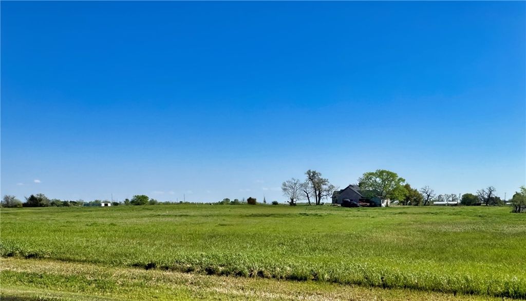 10005 Hidden Pond Drive, Iola, TX 77861 — exterior