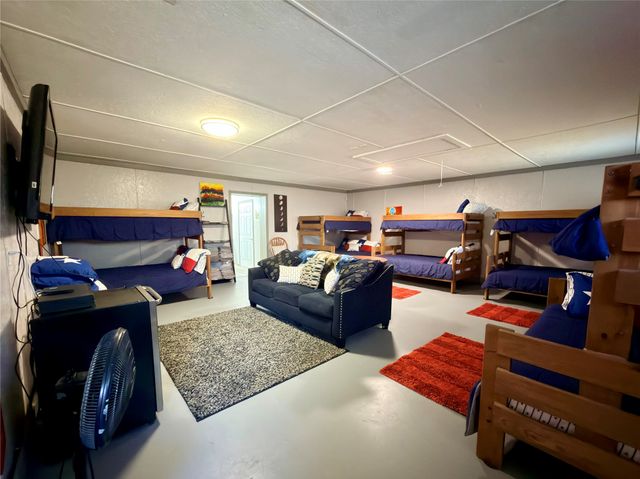 29029 COUNTY ROAD 2100, Kemp, TX 75143