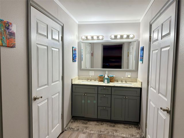 29029 COUNTY ROAD 2100, Kemp, TX 75143