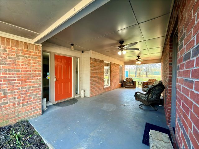 29029 COUNTY ROAD 2100, Kemp, TX 75143