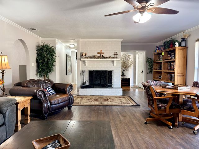 29029 COUNTY ROAD 2100, Kemp, TX 75143