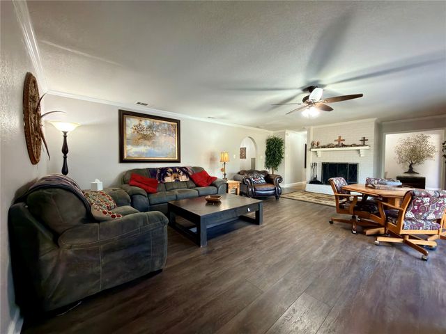 29029 COUNTY ROAD 2100, Kemp, TX 75143