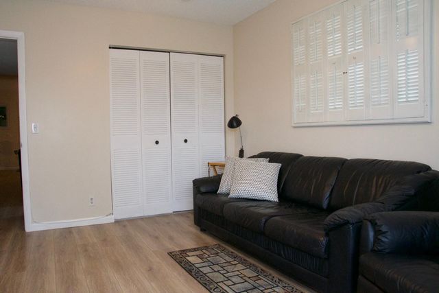 133 Flanders C, Delray Beach, FL 33484