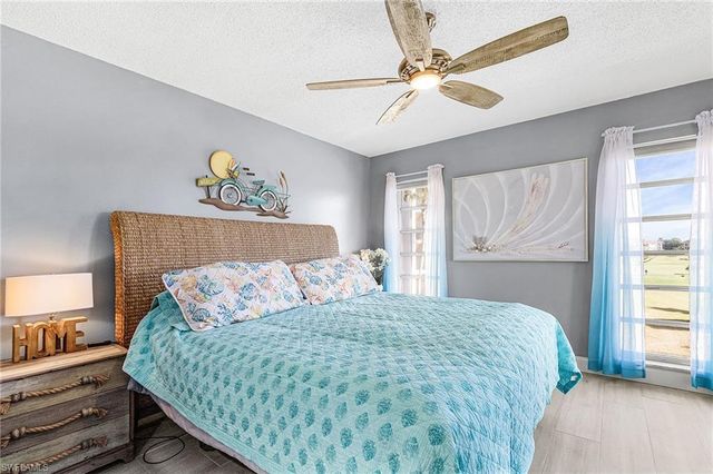 53 High Point CIR W # 310, Naples, FL 34103