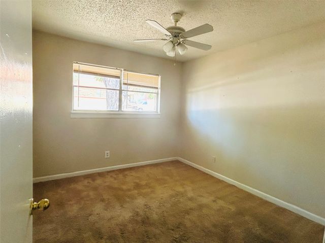 4425 Wedgmont Circle S, Fort Worth, TX 76133
