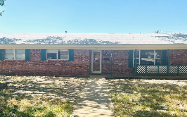 4425 Wedgmont Circle S, Fort Worth, TX 76133