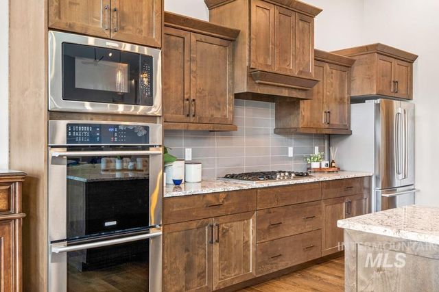 2177 E Mores Trail Dr, Meridian, ID 83642