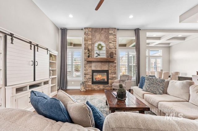 2177 E Mores Trail Dr, Meridian, ID 83642