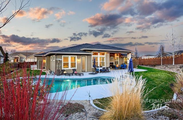 2177 E Mores Trail Dr, Meridian, ID 83642
