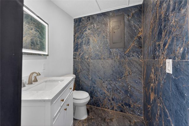 305 SWEETWATER CLUB CIRCLE, Longwood, FL 32779