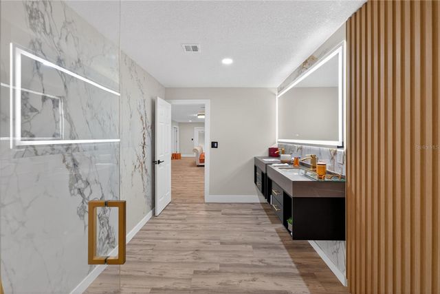 305 SWEETWATER CLUB CIRCLE, Longwood, FL 32779