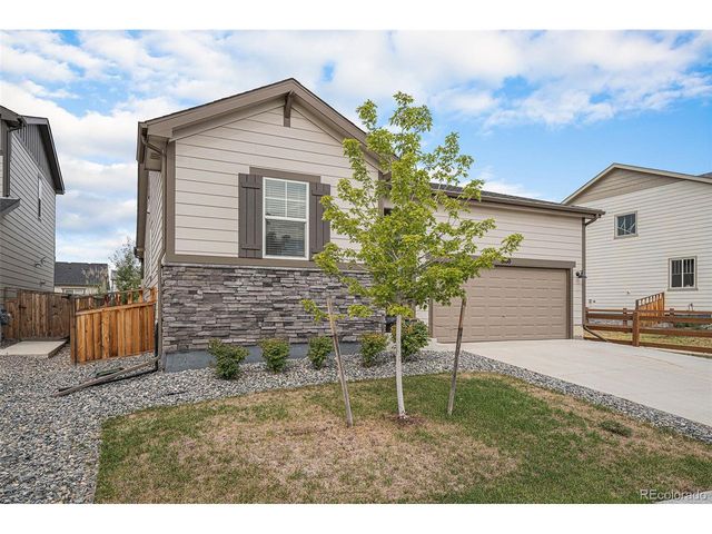 6180 Easton Cir, Frederick, CO 80504
