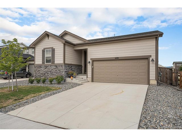 6180 Easton Cir, Frederick, CO 80504
