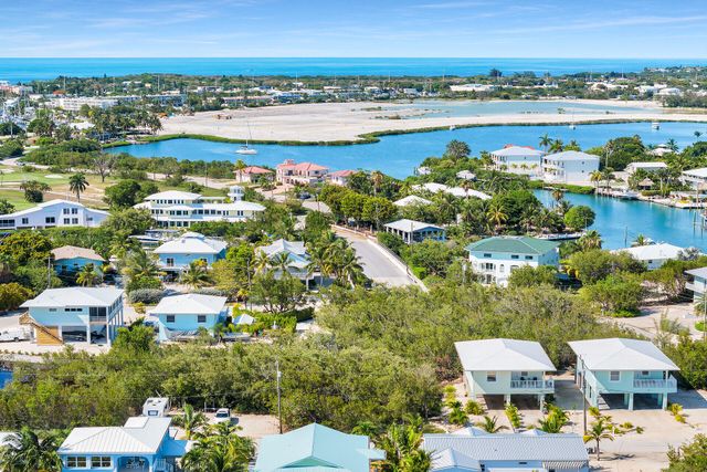 108 Santa Barbara, Marathon, FL 33050