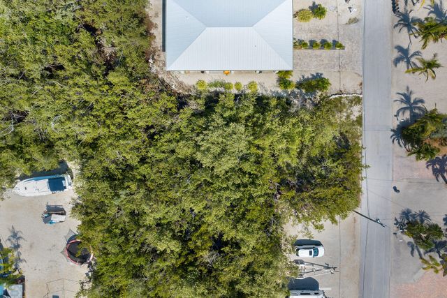 108 Santa Barbara, Marathon, FL 33050