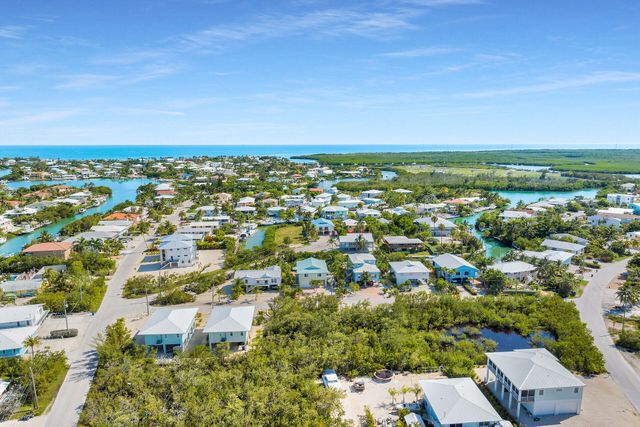 108 Santa Barbara, Marathon, FL 33050