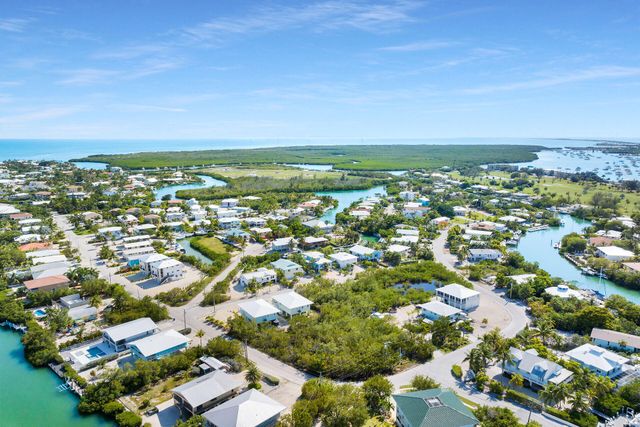 108 Santa Barbara, Marathon, FL 33050