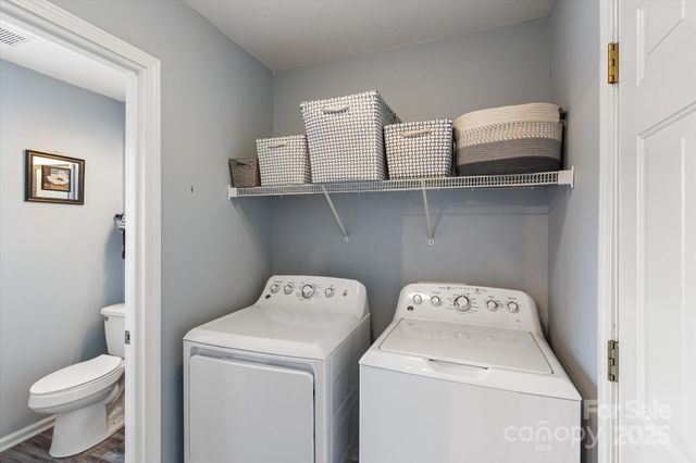 429 Wiltshire Circle, Fletcher, NC 28732