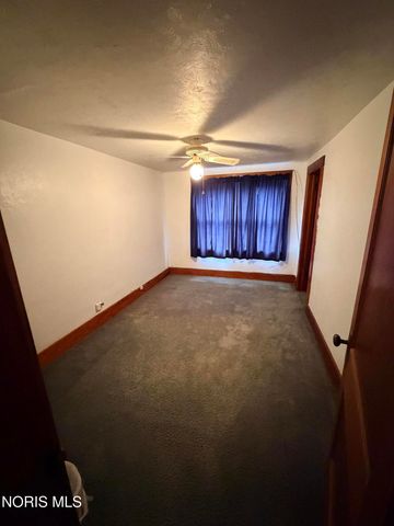 915 Delaware Avenue, Montpelier, OH 43543