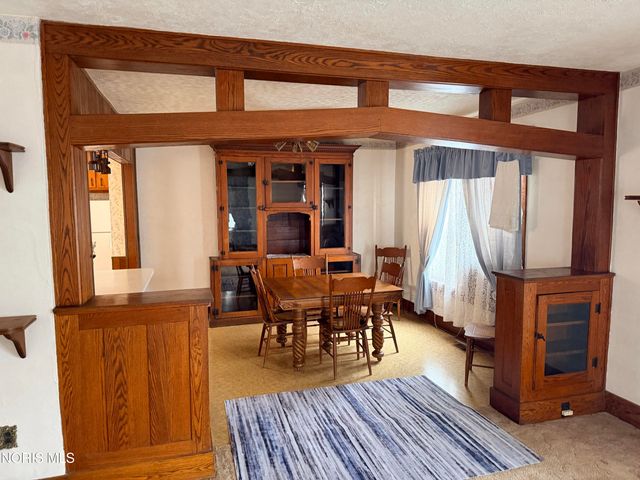 915 Delaware Avenue, Montpelier, OH 43543