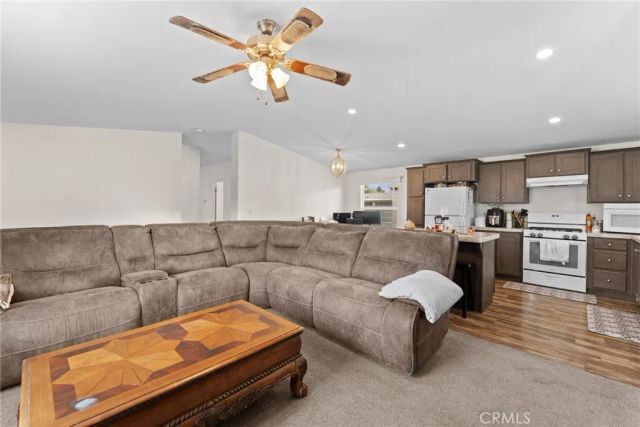 32900 Riverside 53, Lake Elsinore, CA 92530