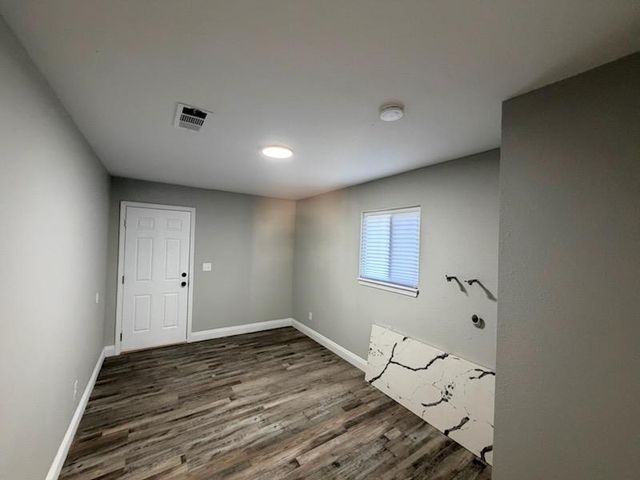 2448 Snyder Avenue, Selma, CA 93662