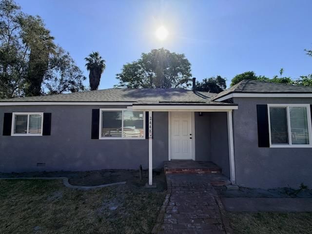 2448 Snyder Avenue, Selma, CA 93662
