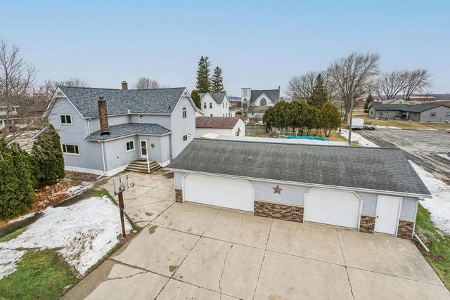 706 MANITOWOC STREET, Reedsville, WI 54230