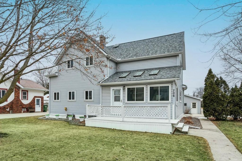 706 MANITOWOC STREET, Reedsville, WI 54230